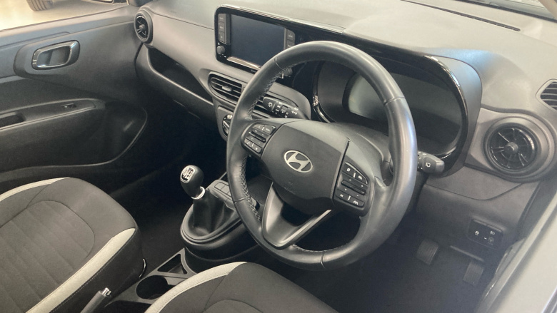 Hyundai i10 1.0 Advance 5dr Petrol Hatchback